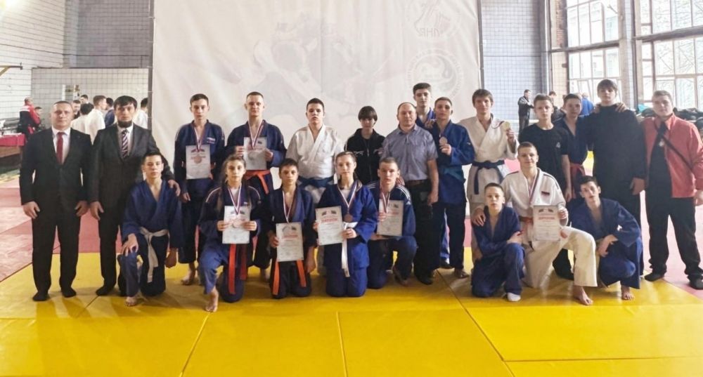 ������ ��������: � ����� - � �������� ����������