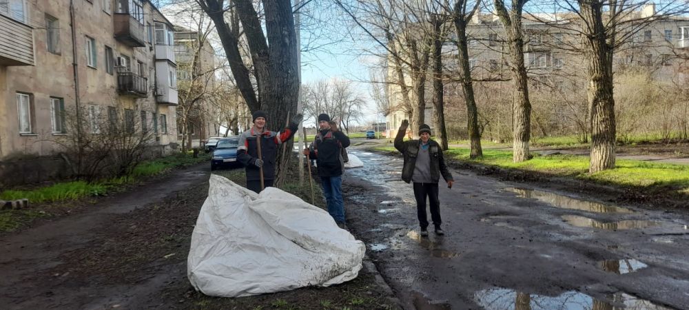 Сергей Козенко: В рамках акции «Чистая Республика-2025» продолжаем активно поддерживать чистоту и порядок в Краснодонском муниципальном округе