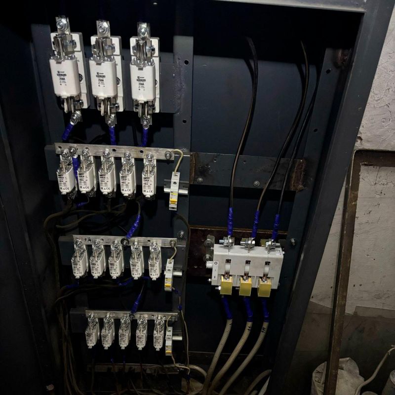 Специалисты Антрацита и Ставрополья совместно ремонтируют коммунальные сети в многоквартирных домах