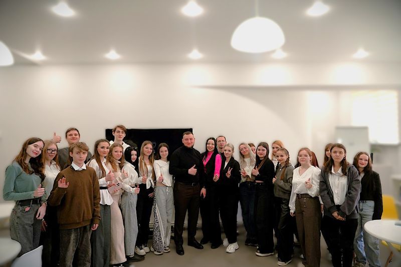 Министр молодежной политики Михаил Голубович посетил Центр молодежных инициатив «Гравитация»