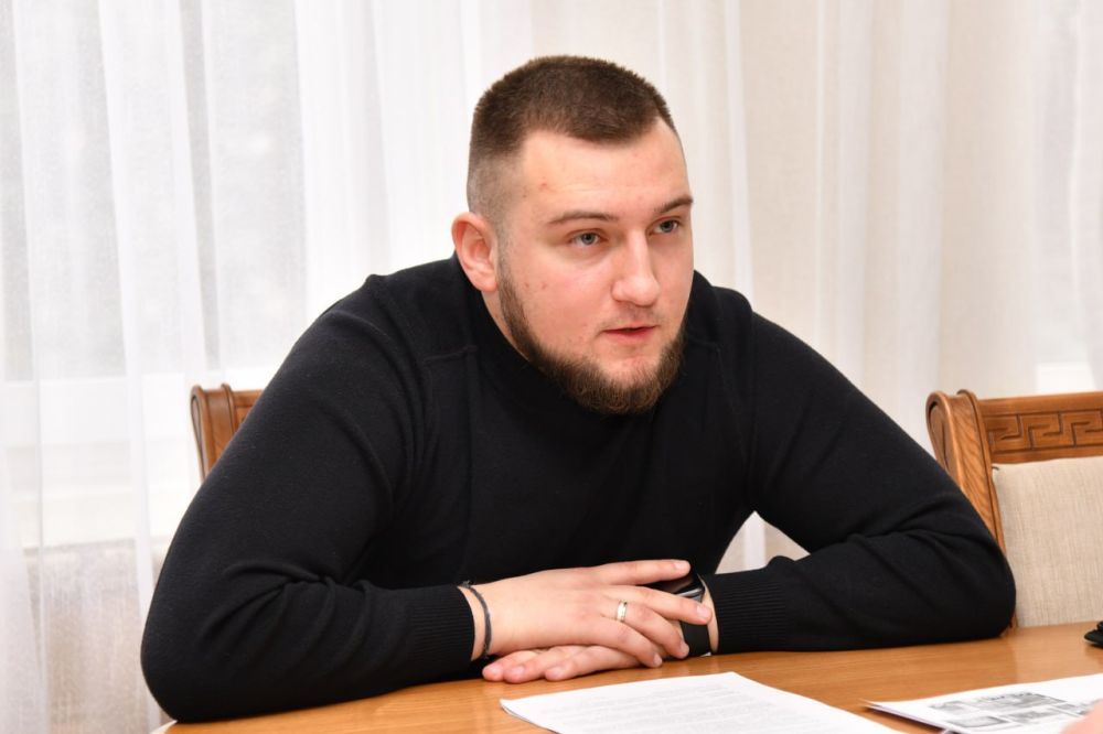 Андрей Сухачев: Встретились с Министром молодежной политики ЛНР Михаилом Голубовичем