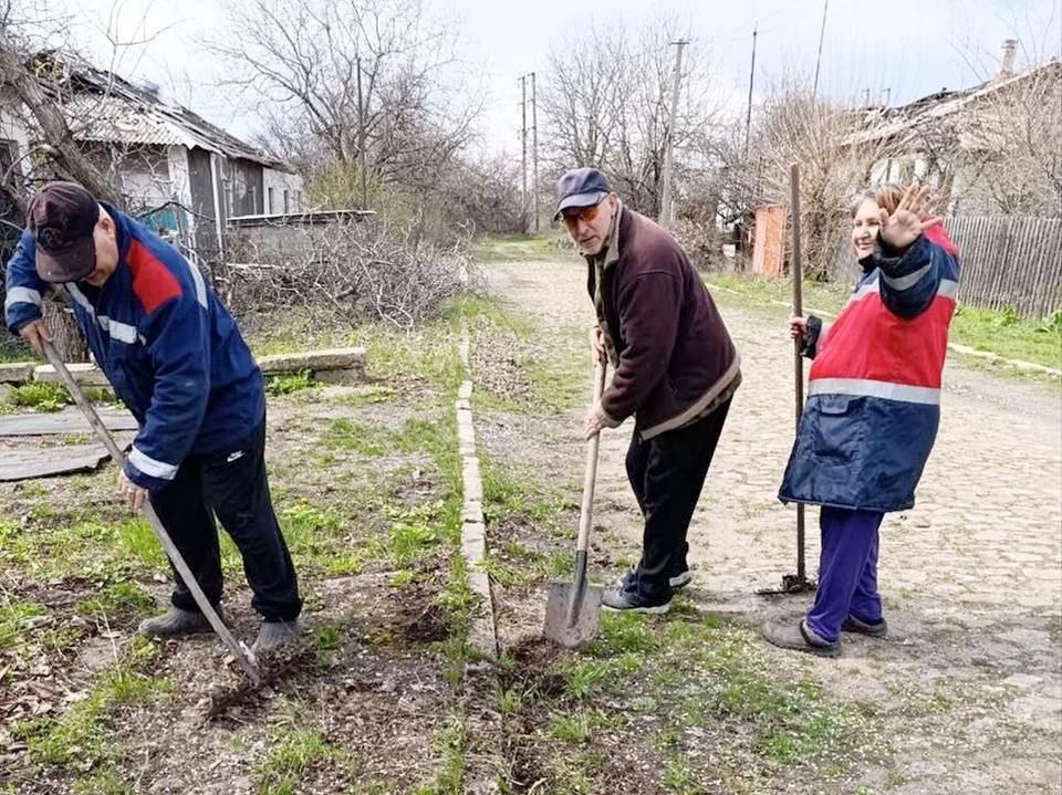 В черте Первомайска провели массовые субботники