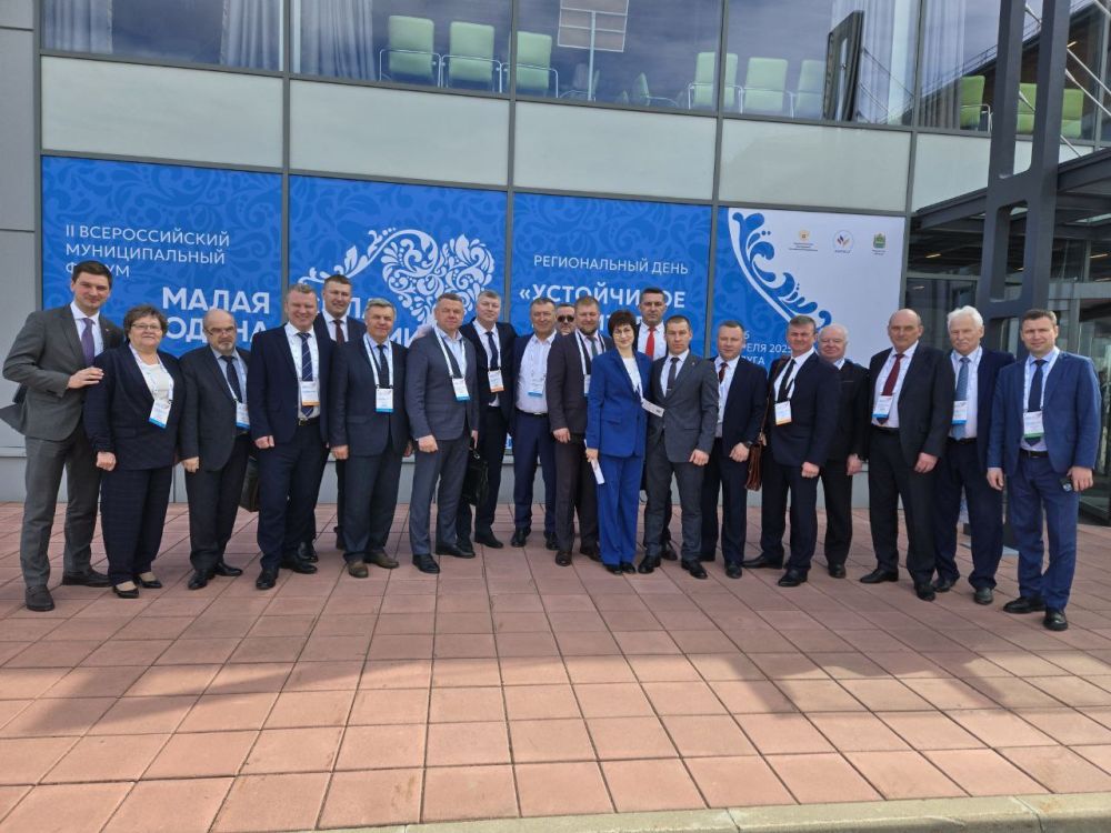 Сергей Колягин: В ходе регионального дня II Всероссийского муниципального форума «Малая родина — сила России», который проходит в городе Калуга, встретился с главами муниципалитетов региона-шефа, которые всесторонне...