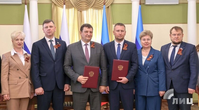 Народный Совет ЛНР заключил соглашение с парламентом Смоленской области