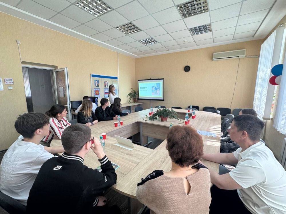 Константин Бутримов: Ярмарка трудоустройства в Новоайдарском округе: «Работа России. Время возможностей»