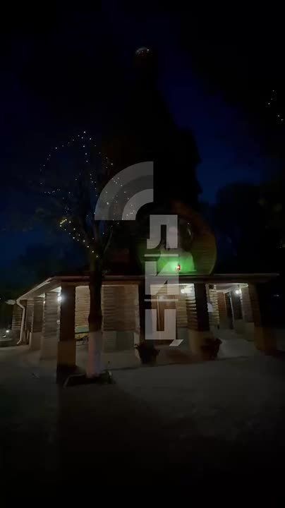 ��������� ������������ 21 ������ � ��� �� 3 �������� ���� ���� ����� �� 25 �������� ����� ����, ������� ������ ��������� �� ����� 2 ��������, ����� � ������� �������� ���������