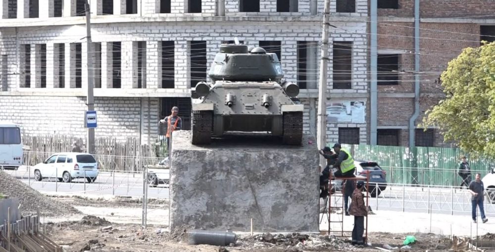 Сергей Козенко: В Краснодоне активно продолжаются работы на Аллее Дружбы в рамках специального инфраструктурного проекта