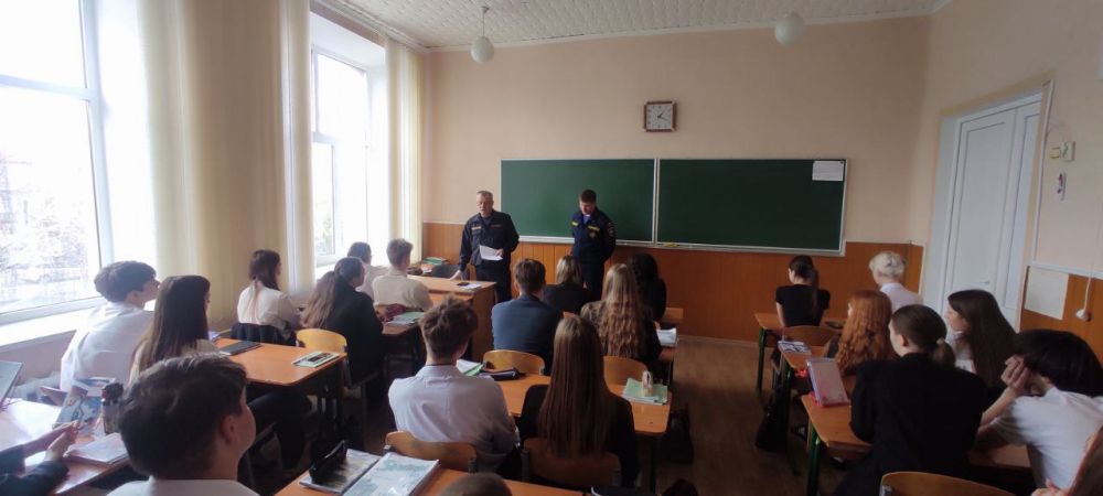 Андрей Рубанцов: В Ровеньках проходят профориентационные встречи со старшеклассниками