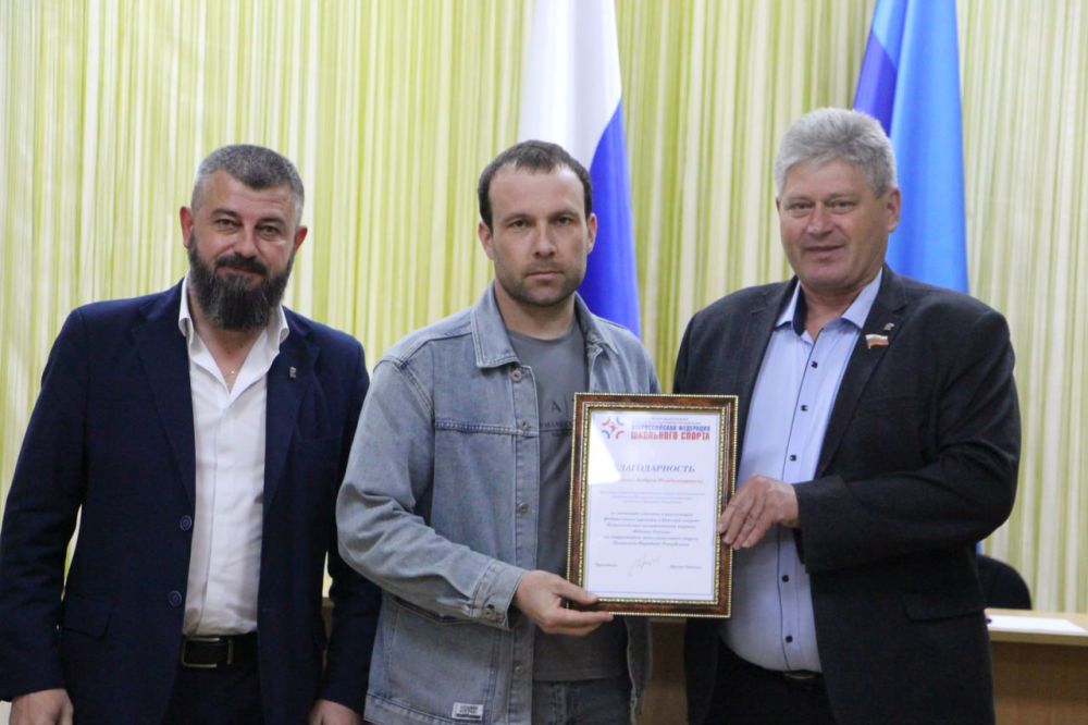 Савченко Олег Петрович принял участие в очередном заседании Совета муниципального округа