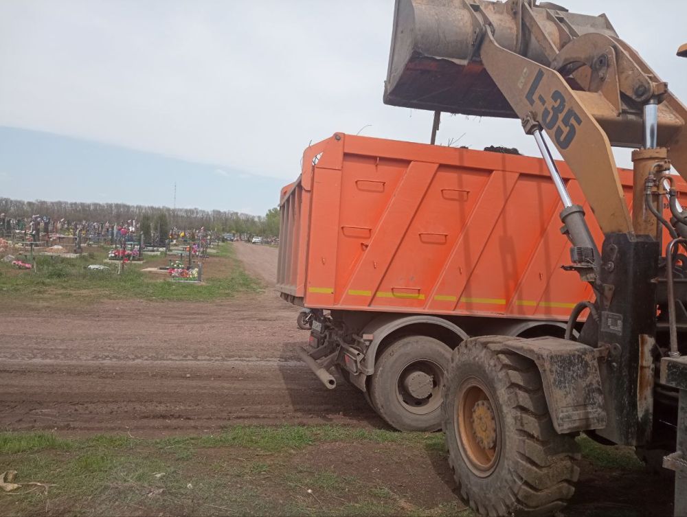Андрей Рубанцов: Работа по благоустройству кладбищ городского округа город Ровеньки – продолжается!