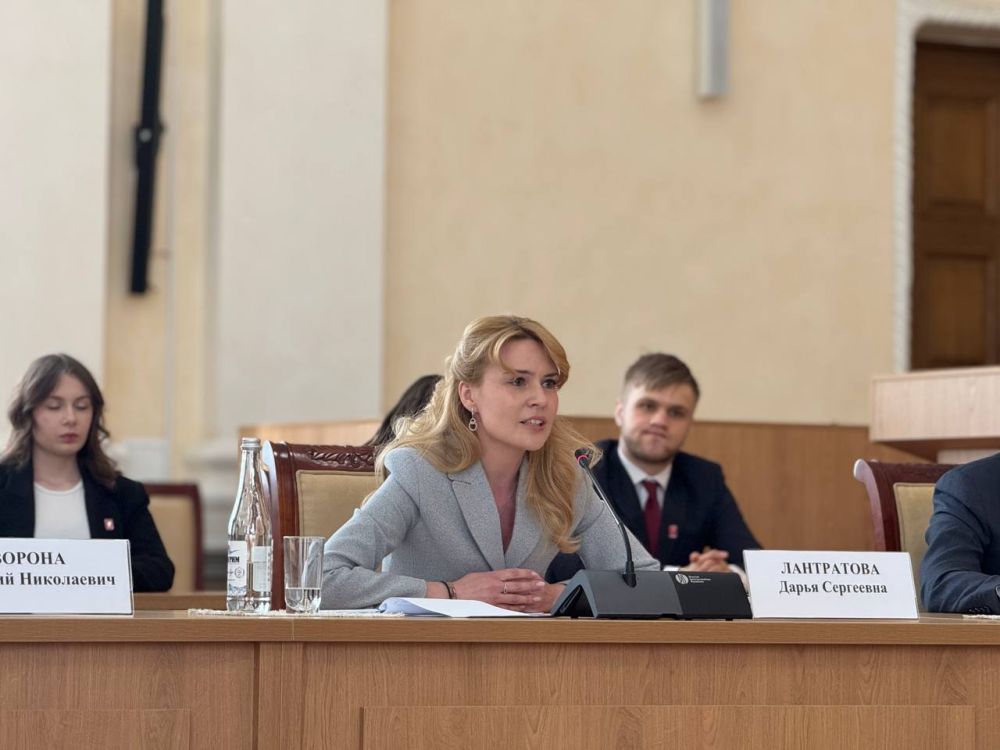 Дарья Лантратова: Гуманитарная миссия, межкультурное взаимодействие, школьные экскурсии, промышленное сотрудничество — это лишь малая часть общих тем России и Беларуси, которые обсудили сегодня на заседании Межпарламентской...