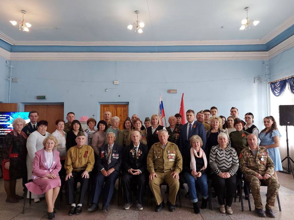 ����� �������: � ���������� ������������ 80-����� ������ � ������� ������������� ����� 1941-1945��