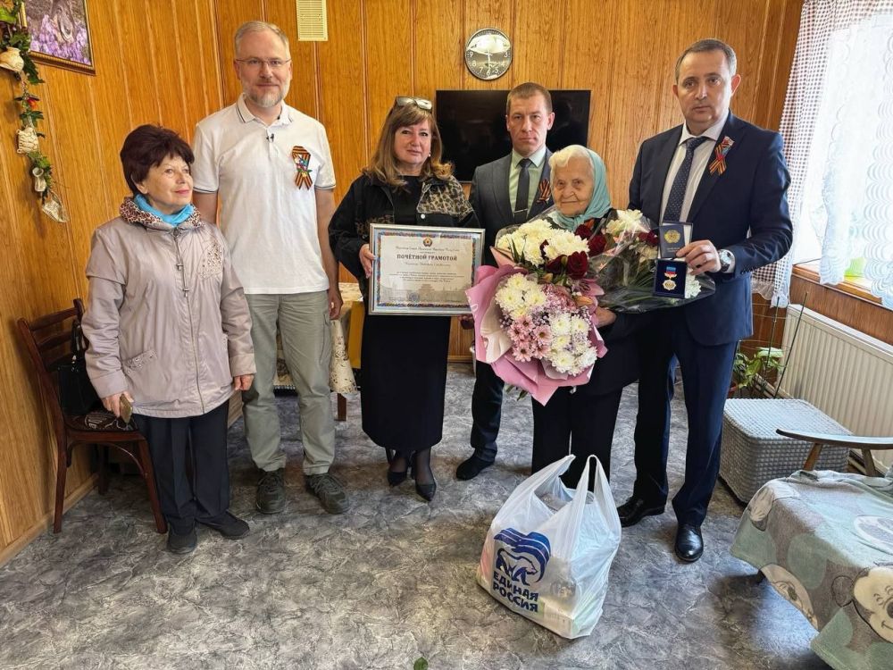 Сергей Колягин: Небольшой фоторепортаж с места сегодняшних торжественных событий