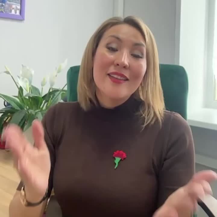 Министр молодежной политики Хакасии поздравляет ребят из ЛНР с Днем Труда!