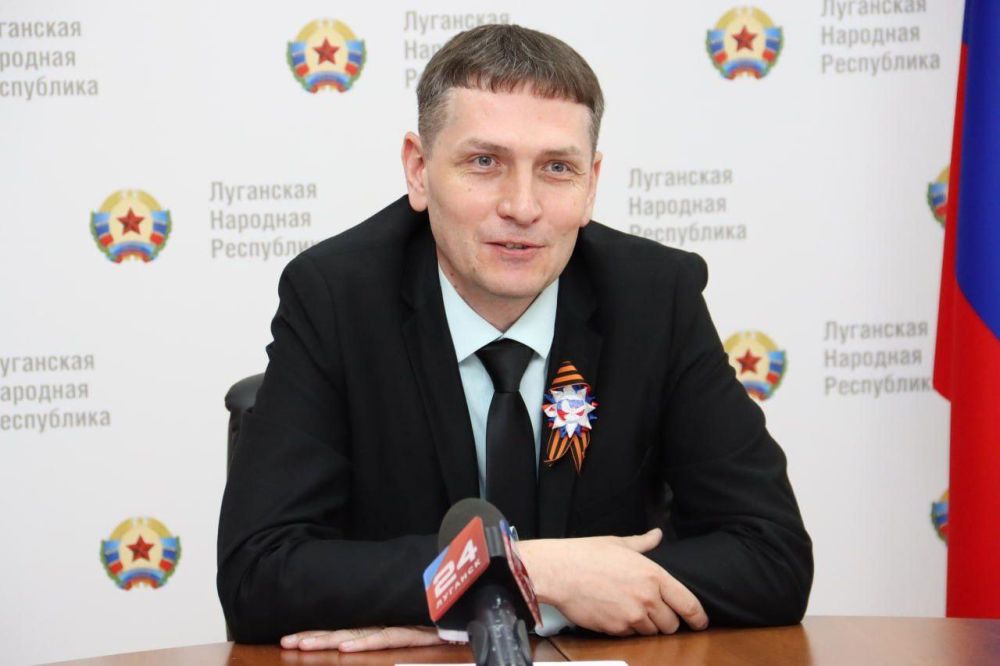 В ЛНР стартовал конкурс «Новая республика – руками молодежи», инициированный Леонидом Пасечником