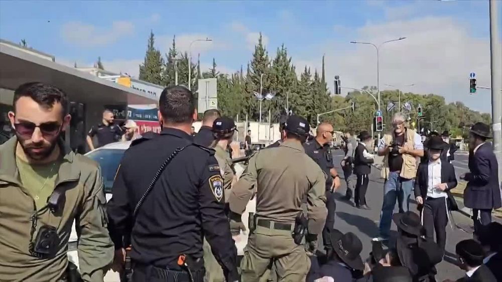 Ой-таки вэй… Макаревич, Галкин*, вы где?