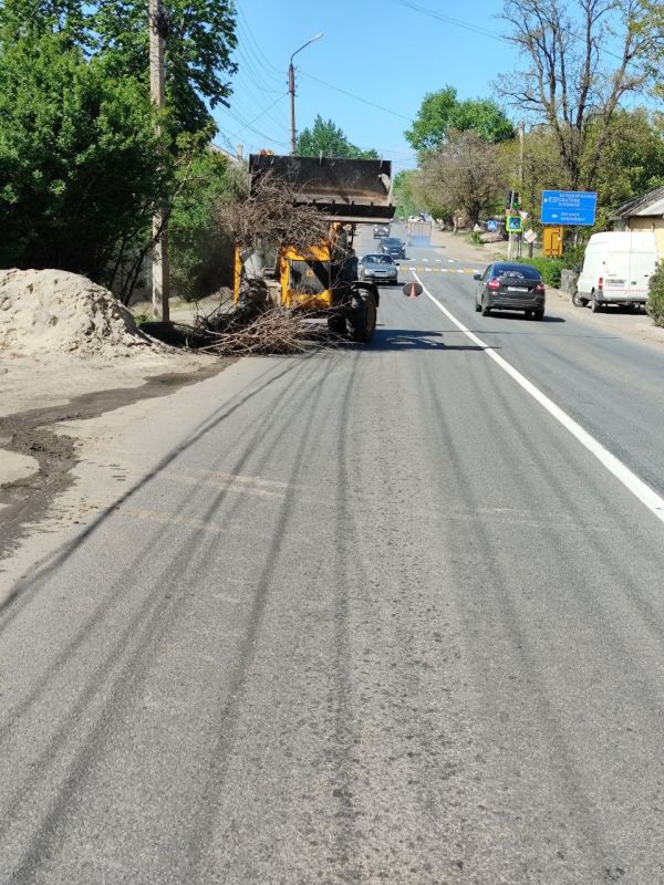 Владимир Чернев: Специалисты МБУ Центр «Благоустройство» продолжают системную работу по благоустройству территории нашего округа