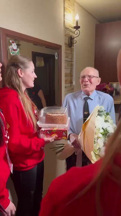 Луганские вокалисты участвуют в финале Международного конкурса патриотической песни «Солдатский конверт»