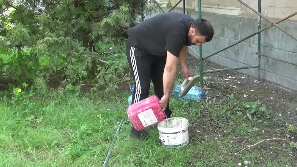 В старейшем здании культуры города – во Дворце культуры химиков – началась реконструкция