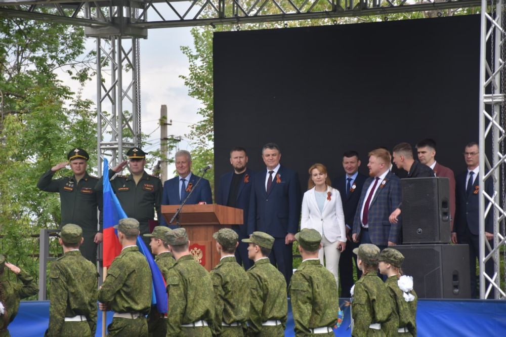 Сергей Козенко: Сегодня в Краснодоне состоялось еще одно значимое событие - открытие регионального этапа Всероссийской военно-патриотической игры «Зарница-2.0» для старшей возрастной категории