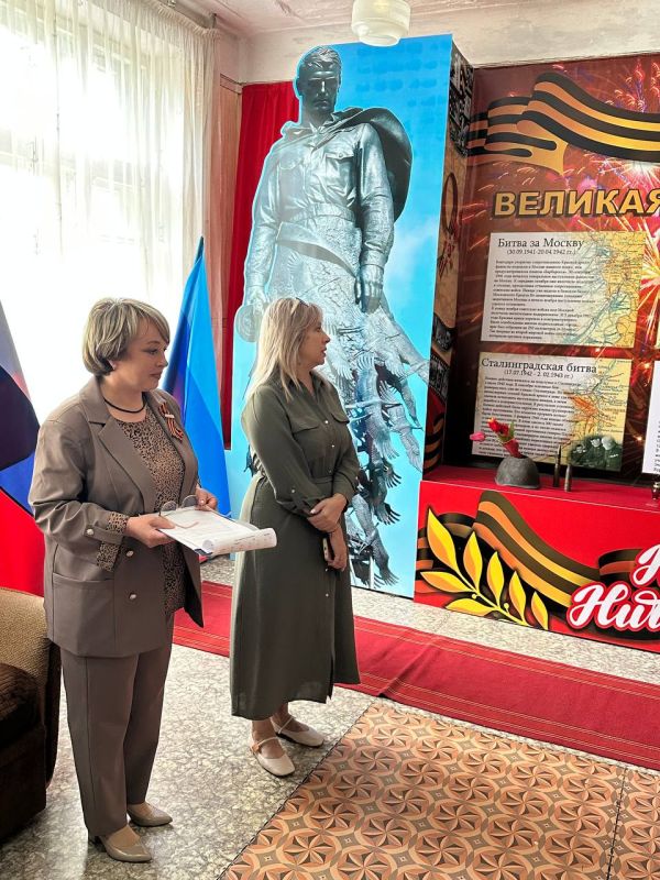 Андрей Рубанцов: В Доме творчества детей и юношества состоялось торжественное открытие стены памяти «Великая Победа», которое прошло при поддержке Совета женщин города Ровеньки "Союза женщин России"