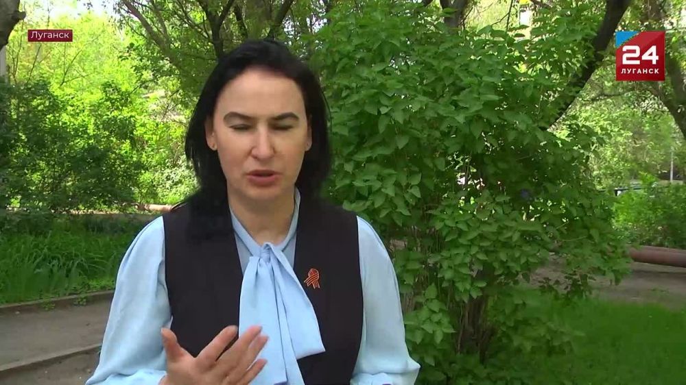 Ветерана Великой Отечественной войны Дмитрия Дмитриевича Пивоварова поздравили с наступающим Днем Победы