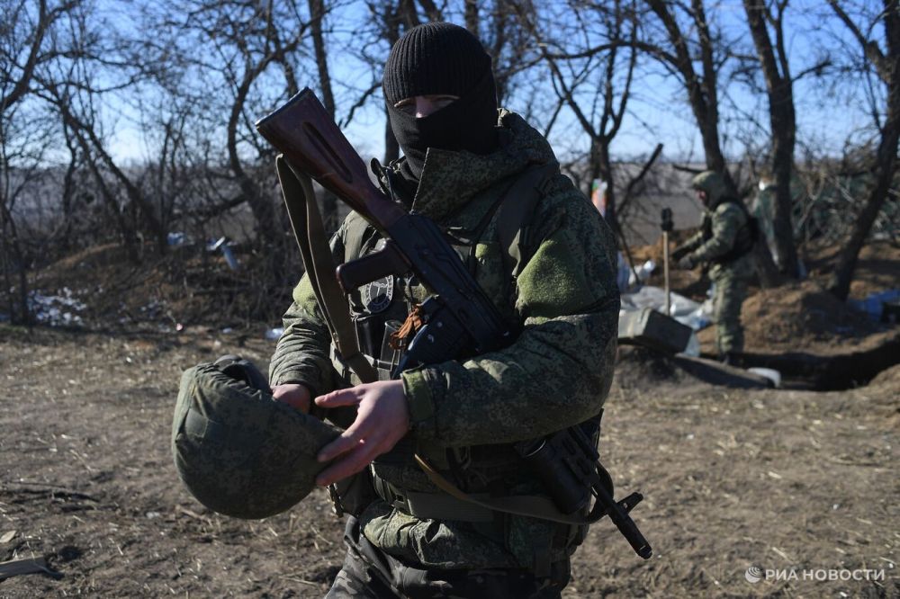 Российские силы выбили ВСУ с позиций юго-западнее Макеевки, заявил Марочко