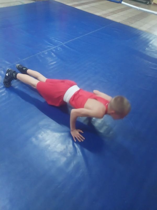 РЕКОРД ПОБЕДЫ 2025!!! В честь 80-летия Великой Победы в Спортивной школе города Ровеньки прошла ежегодная Всероссийская акция «Рекорд Победы»