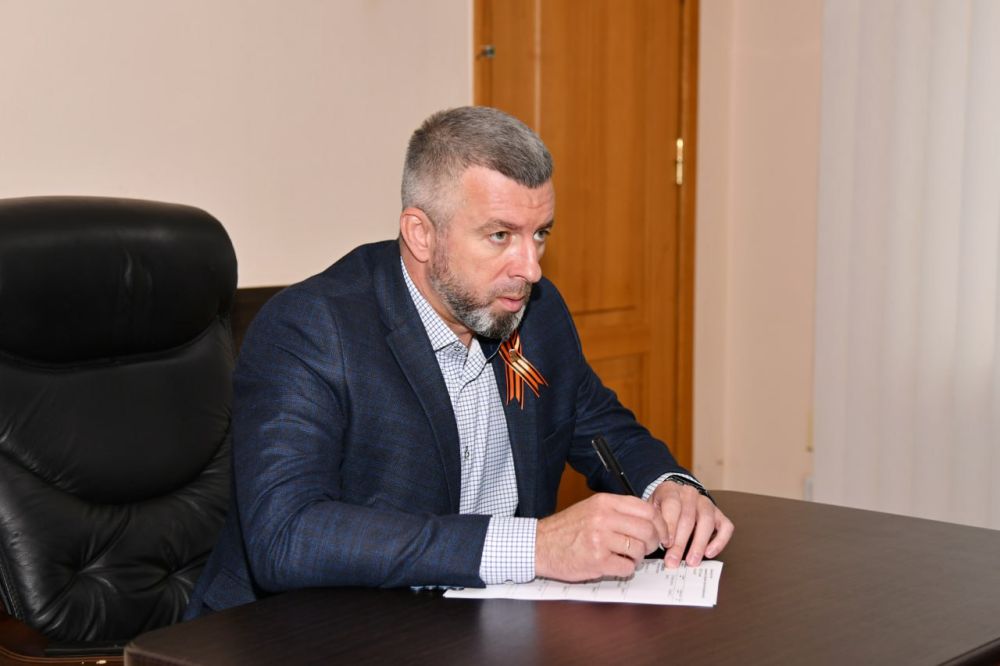 Андрей Сухачев: На личном приеме вместе с представителями Администрации, муниципальных предприятий коммунальной сферы разбирались в каждом отдельном случае жителей, которые обратились