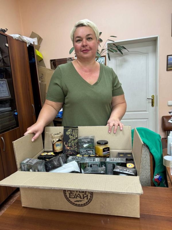 Сельхозпроизводители Алтая отправили подарки гимназистам в Зимогорье