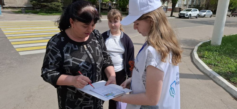 Стаханов продолжает голосовать за территорию для благоустройства