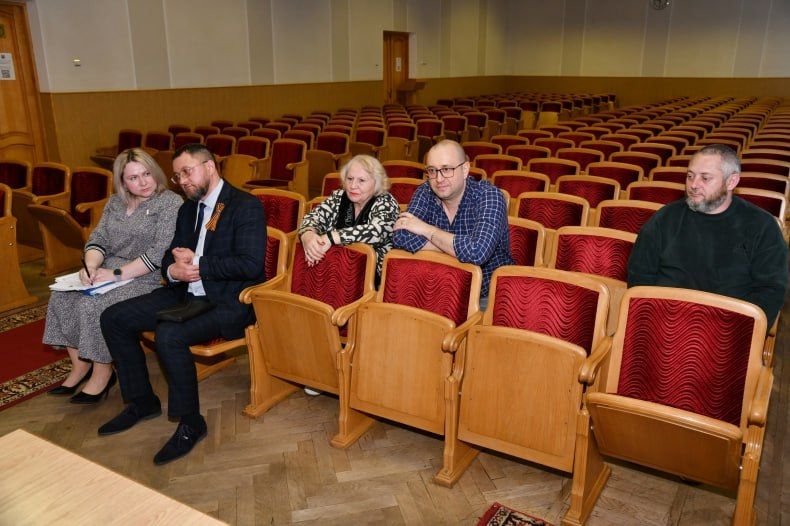 В Совете депутатов состоялось заседание постоянной комиссии по правовой политике и связям с общественностью