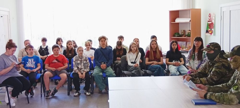 В целях патриотического воспитания подрастающего поколения и повышения их знаний о героических подвигах наших сограждан во время Великой Отечественной войны, в ГБУ ДО ЛНР «Беловодский районный центр детского и юношеского...