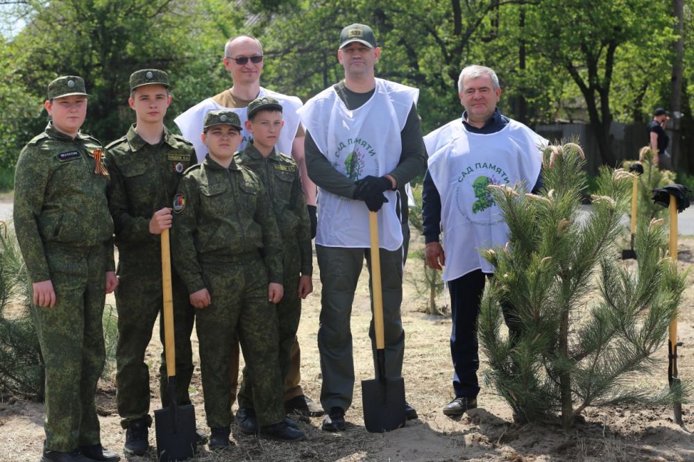Руководитель регионального МВД Алексей Кампф присоединился к Международной акции «Сад памяти»