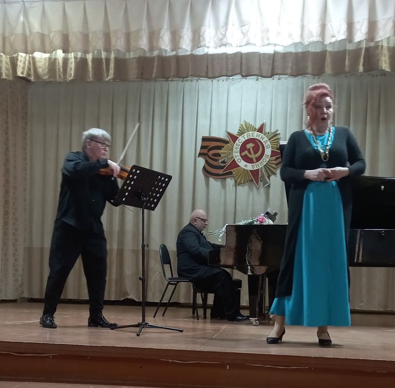 Концерт "Чистой классики" в Краснодоне