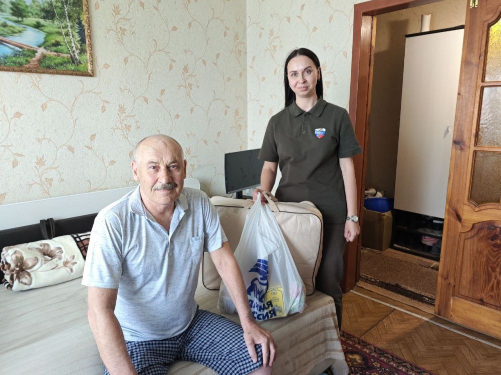 Алёна Лумеровская: Сегодня, в преддверии 80-летия Дня Победы, я навестила Юрия Александровича и Константина Юрьевича