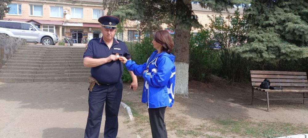 В преддверии 80-летия Победы в Великой Отечественной войне активисты «Единой России» провели акцию «Георгиевская лента»