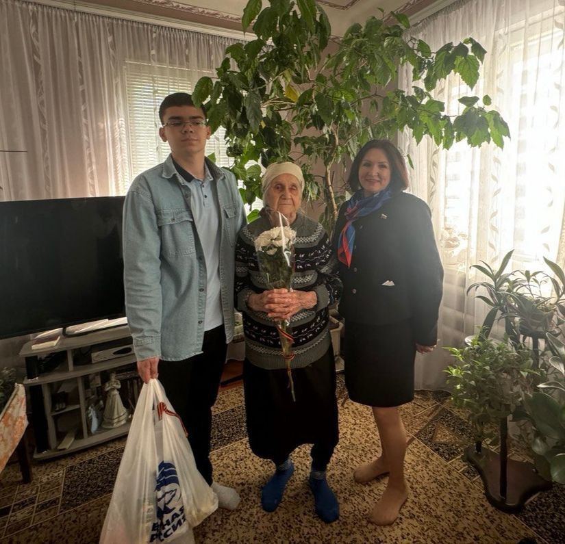 В преддверии празднования 80-летия Великой Победы поздравляем ветеранов