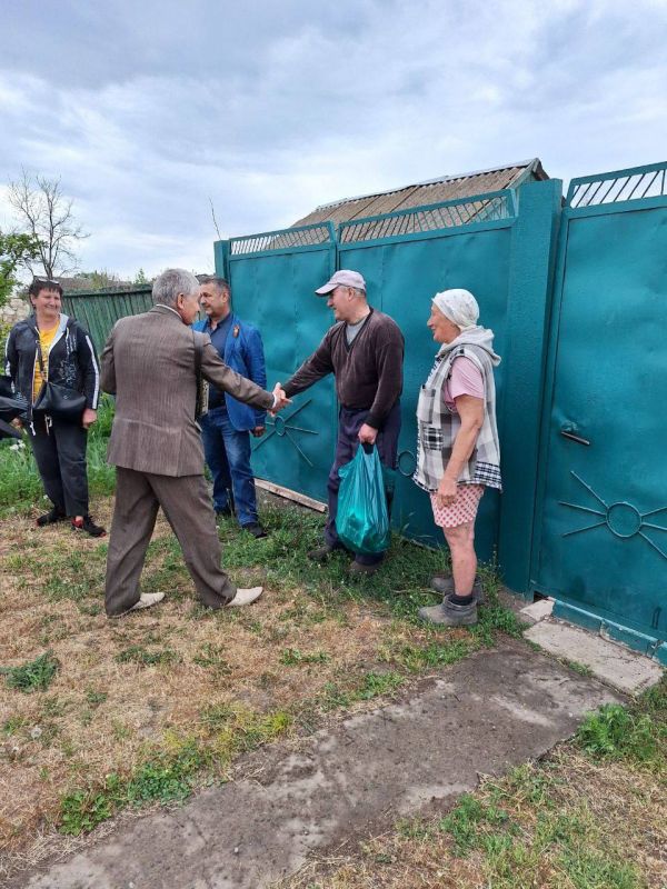 На территории Великочерниговского отдела жизнеобеспечения продолжаются поздравления с Днём Победы!