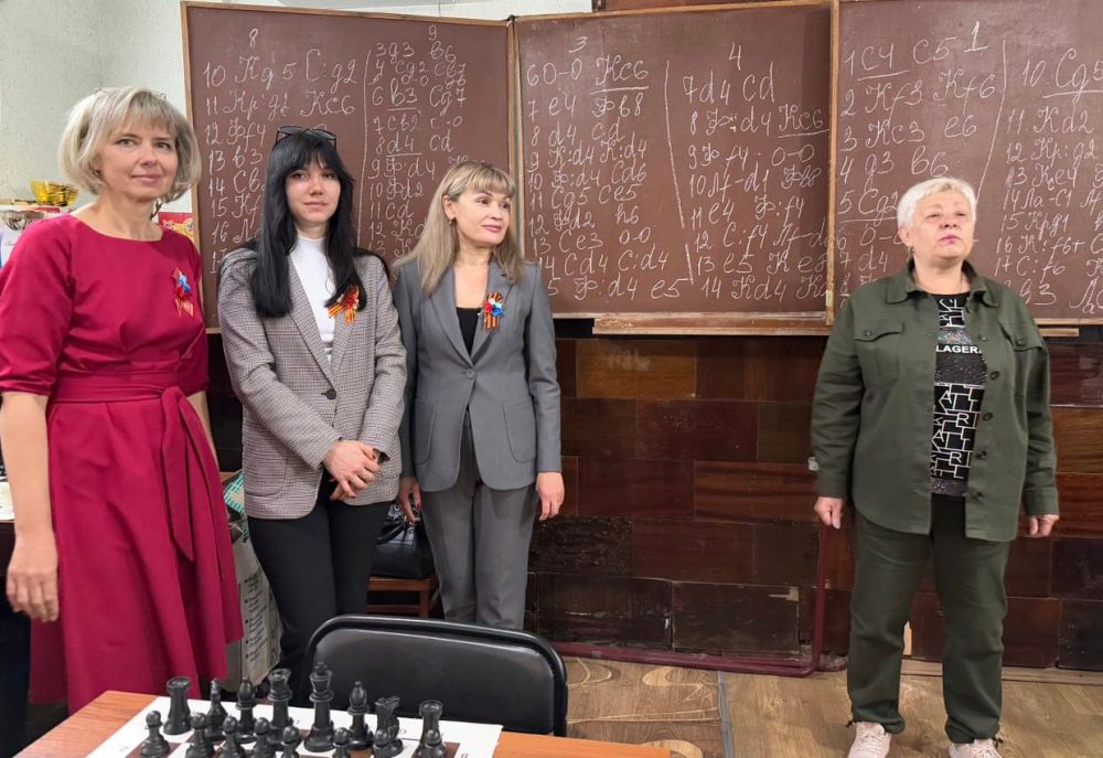 В шахматном клубе «Белая ладья» ГБОУ ДО «Спортивная школа» прошло физкультурное мероприятие по шахматам, посвященное 80-й годовщине Победы в Великой Отечественной войне 1941-1945 годов