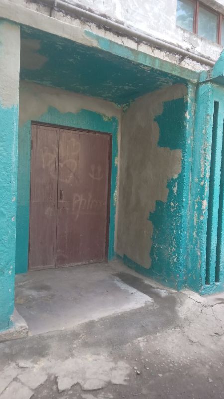 Коммунальные будни. Общество с ограниченной ответственностью "КОМ-СЕРВИС" ведет работы: