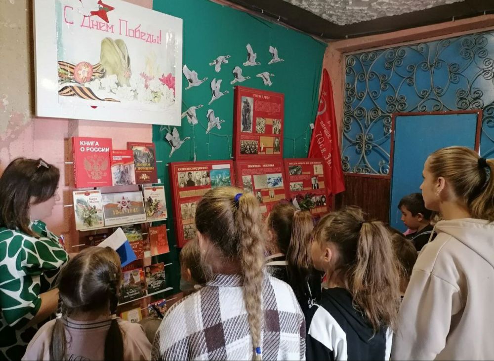 Дорогой памяти. При поддержке секретаря первичного отделения партии «Единая Россия» №6 Михаила Козлова и муниципального координатора парт проекта «Старшее поколение» Николая Кисилева, работники Литвиновского СДК с ...