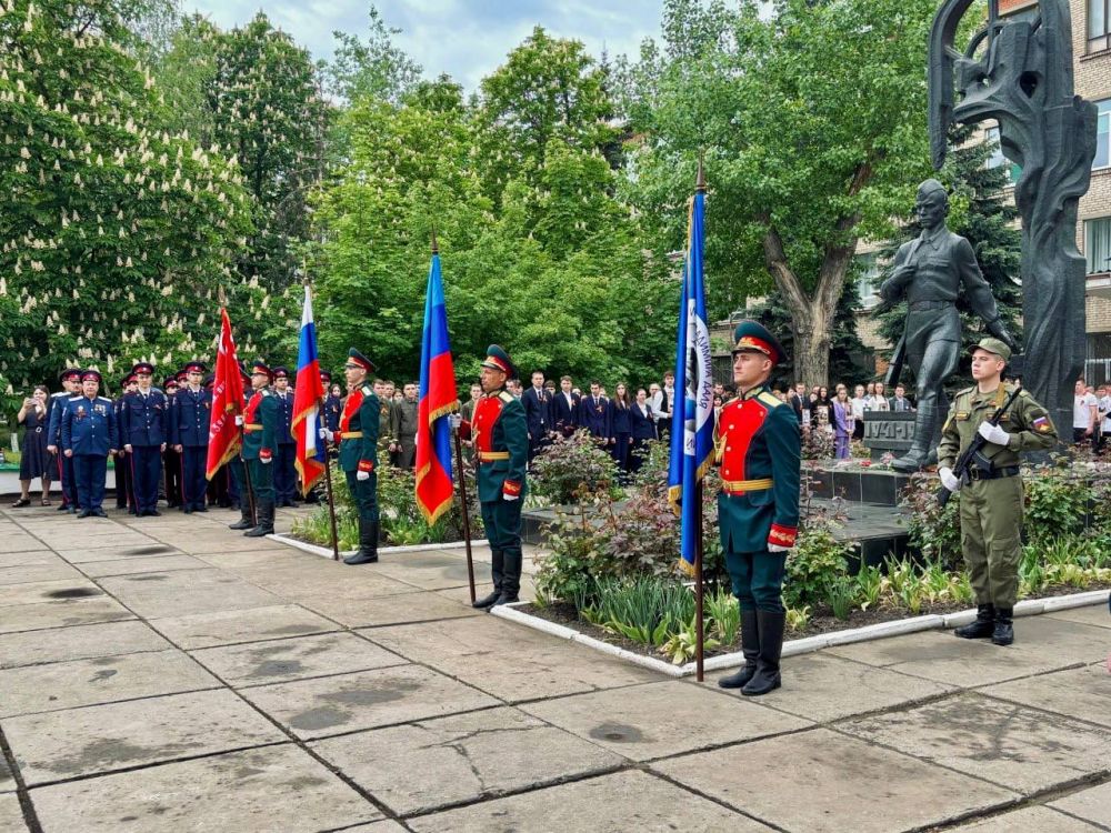 80 лет Победе: митинг-реквием в ЛГУ им. В. Даля