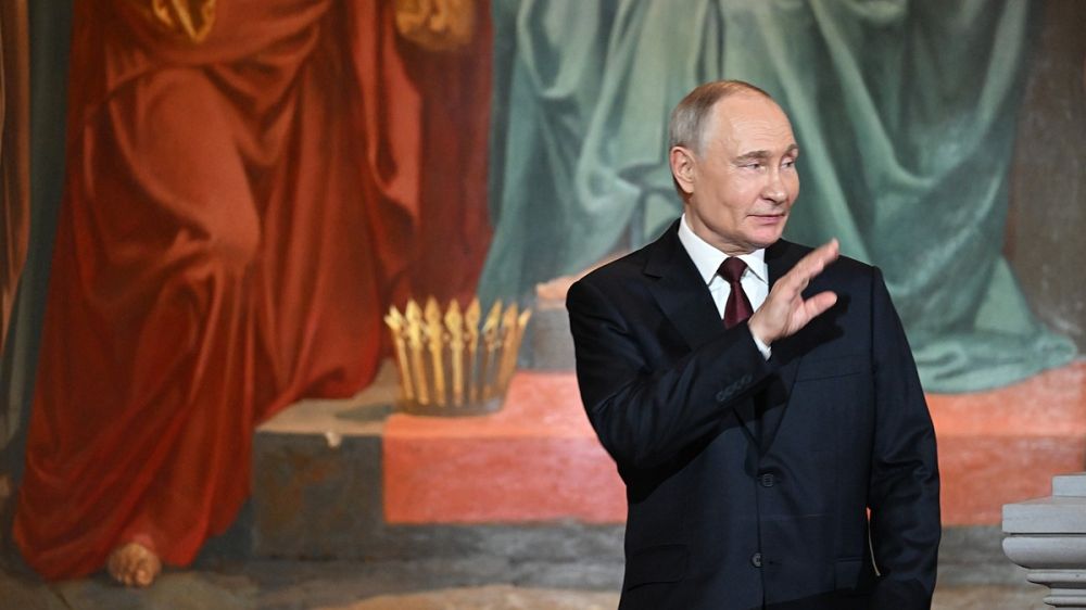 Рогов считает, что Владимир Путин войдет в историю как собиратель русских земель