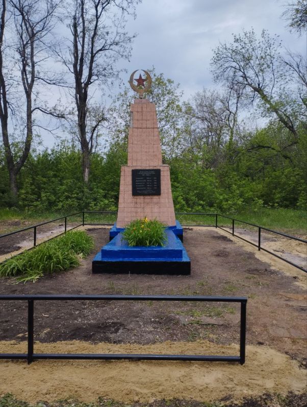 Благоустройство братских могил — это важная и значимая работа, которая помогает сохранить память о погибших воинах