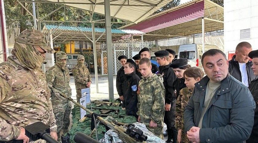 Депутат Заксобрания Кубани к 9 Мая отправил в ДНР очередную партию гумпомощи