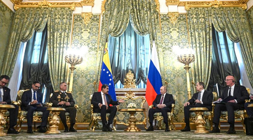 РФ и Венесуэла договорились развивать сотрудничество в оборонной сфере