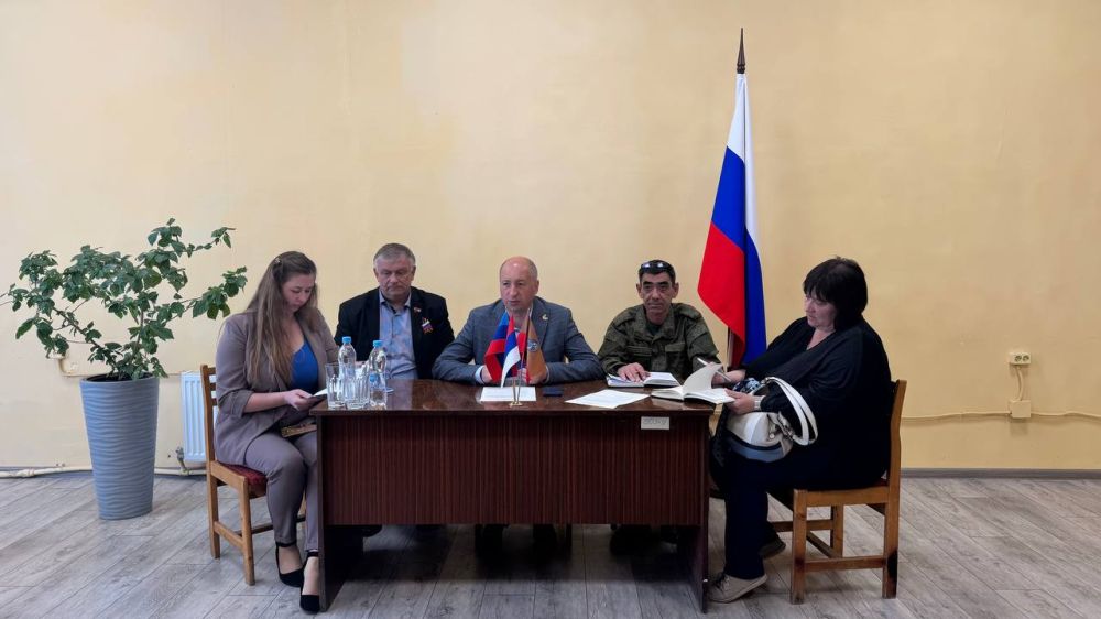 Сергей Крамаренко: Сегодня провели встречу с родственниками погибших участников СВО в поселке Лотиково