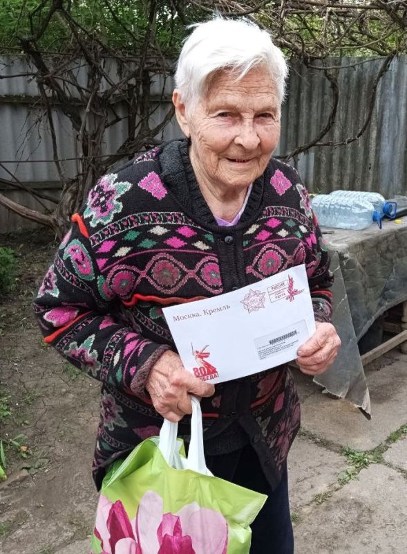 В преддверии празднования 80-летия Великой Победы по всей России выполняется важная миссия - вручение поздравительных писем от Президента Российской Федерации Владимира Путина ветеранам Великой Отечественной войны