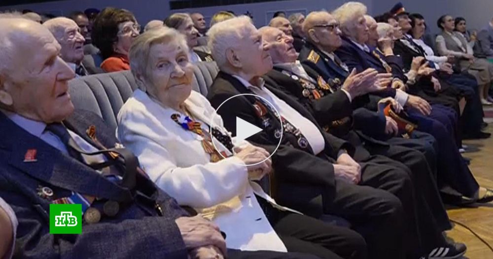 Фронтовики съезжаются в Москву и делятся воспоминаниями о Дне Победы